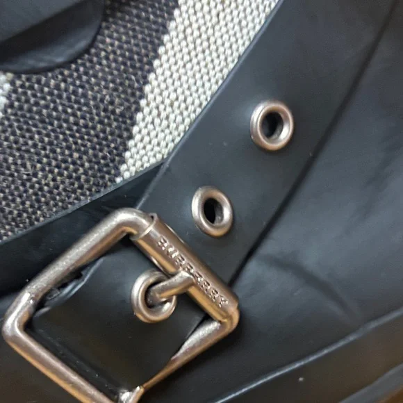 Burberry women’s boots size 8  with Free COA included !!! - Picture 6 of 12